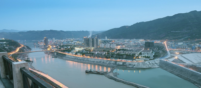 云南昭通水富城市夜景