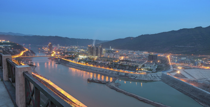 云南昭通水富城市夜景