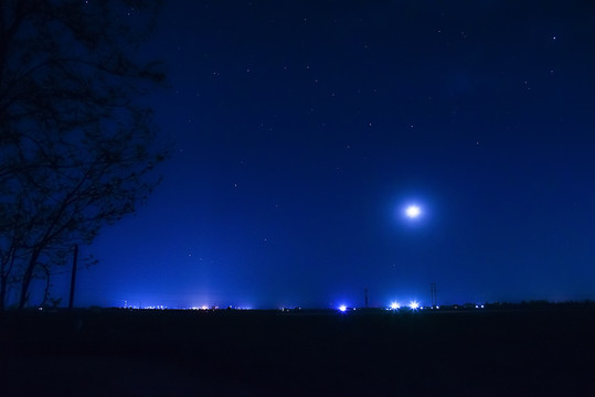 乡村夜晚