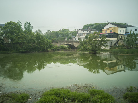 小桥流水人家