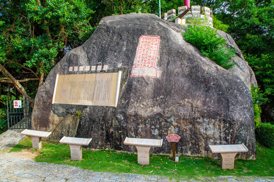 胡里山炮台