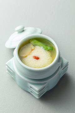 泉水松茸菊花豆腐