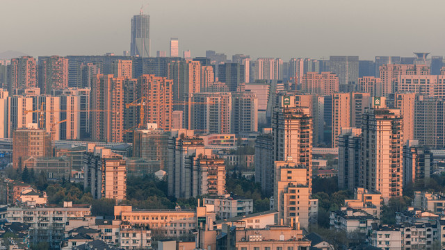 杭州黄昏城市天际线