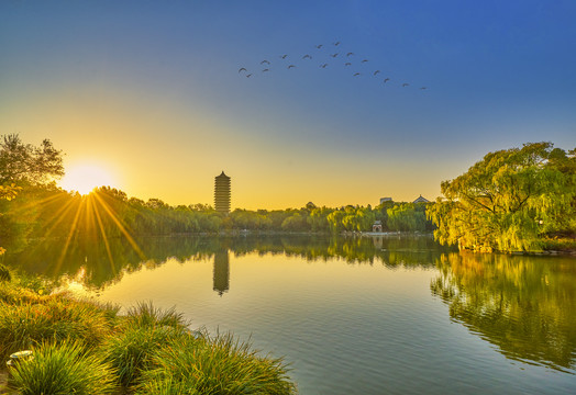 北京大学未名湖