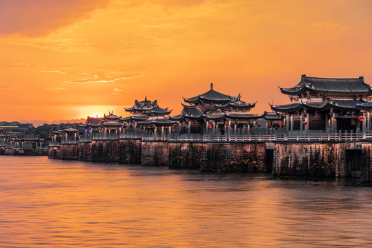 潮州广济桥夜景