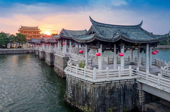 潮州广济桥夜景