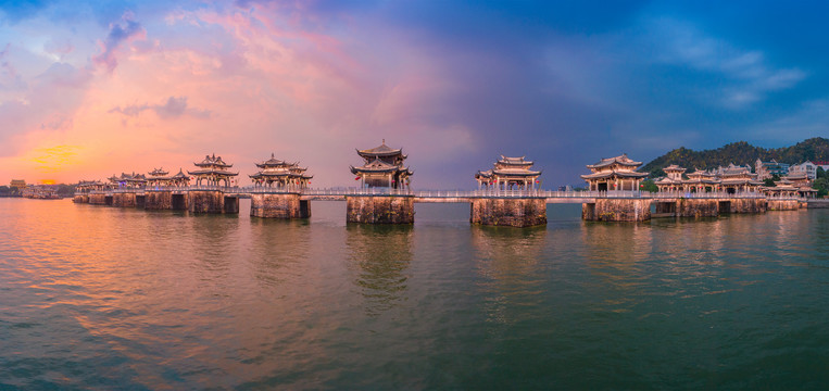 潮州广济桥夜景