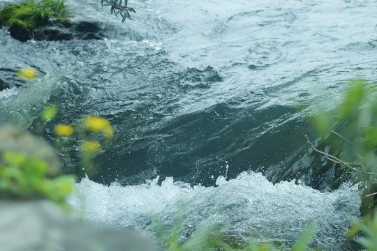 山水河流小溪自然风光