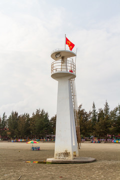 防城港白浪滩浴场瞭望台