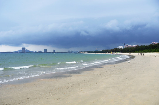 马銮湾海滩景色