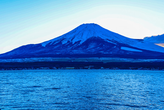 日本富士山田贯湖