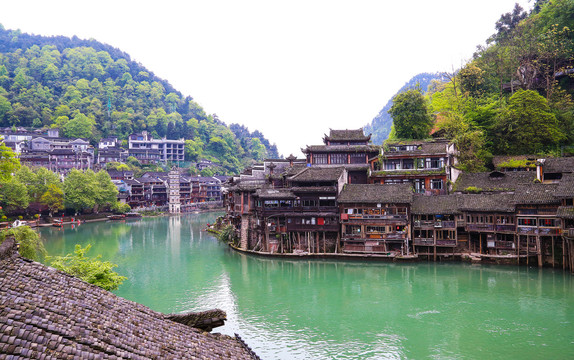 凤凰古城沙湾景区