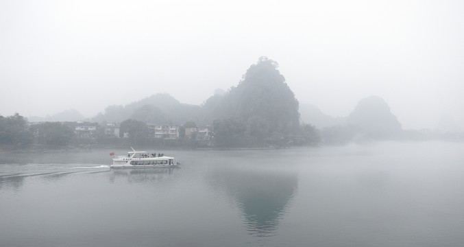 叠彩山