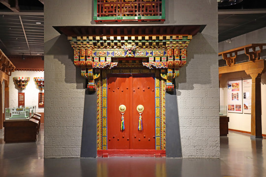 西藏建筑门头