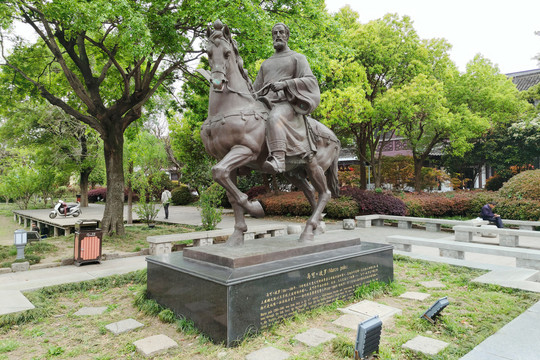 扬州东关街马可波罗雕像