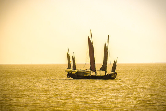 海上丝绸之路航海帆船古船