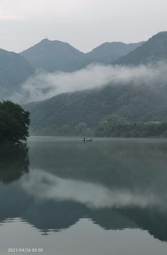 湖光山色