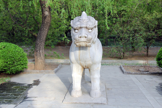 北京昌平明十三陵神道石像生獬豸