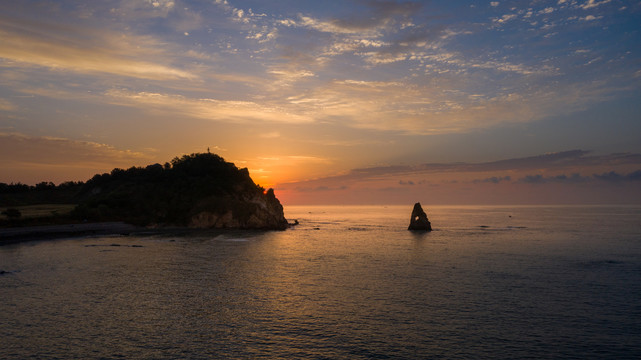 日出前的海景