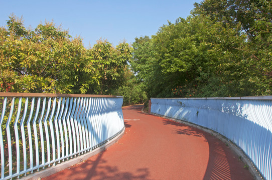 山间栈道