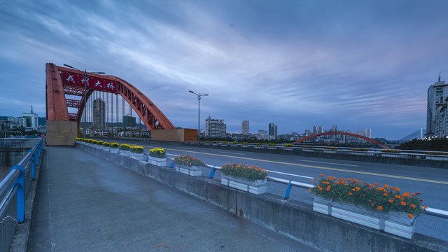 宜宾戎州大桥城市道路