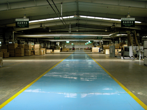 亚洲最大的单体地板生产车间