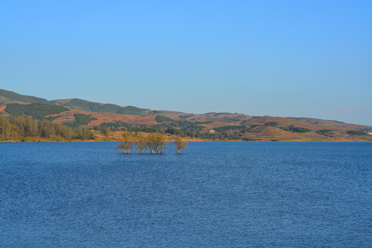 湖面风景