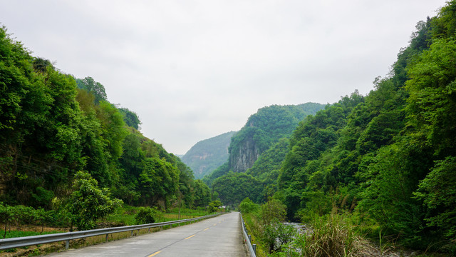 石板河风光公路