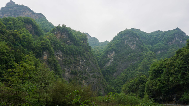 石板河风光