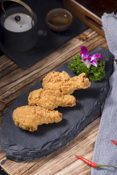 炸鸡翅鸡腿