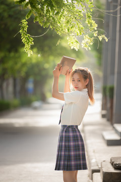 穿JK制服的少女