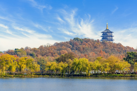 杭州西湖雷峰塔秋景