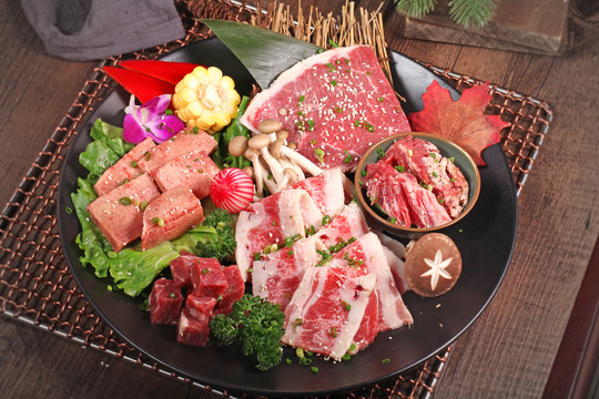 烧肉大拼盘