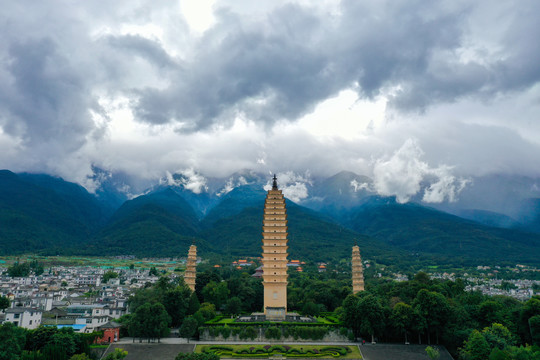 大理城市剪影