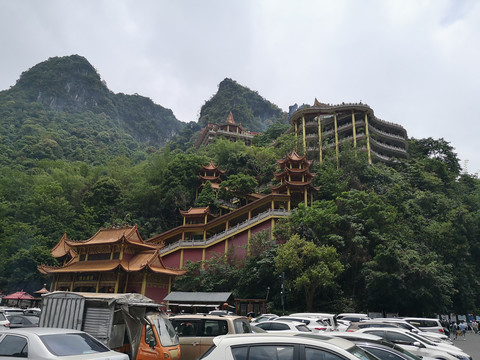 中国弄拉普陀寺