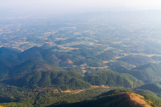 防城港望州顶群山风光