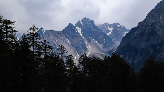 玉龙雪山