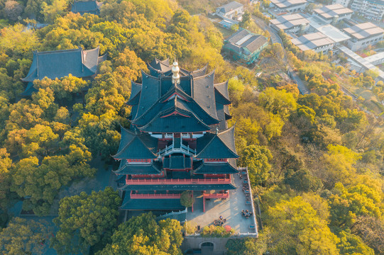 杭州吴山城隍阁黄昏夜景航拍