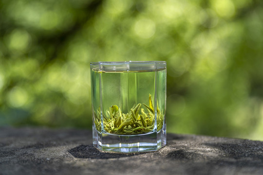 一杯茶摄影图