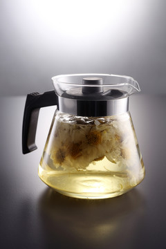 一壶菊花茶，传统茶