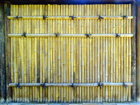 竹杆围墙