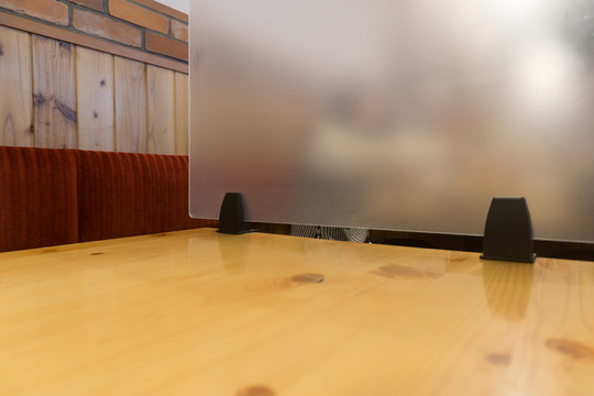餐桌防飞沫透明隔板