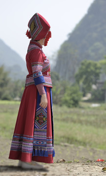 壮族传统服装