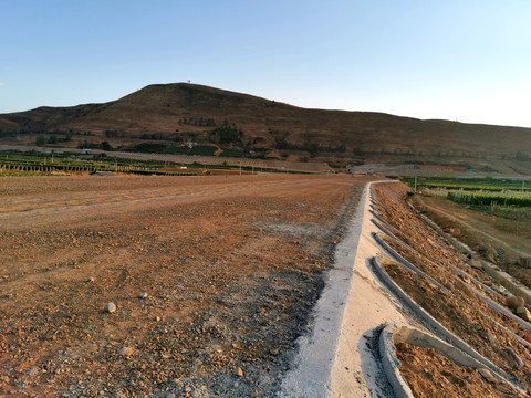 高速公路护坡挡墙