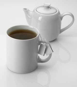 茶壶前景茶杯