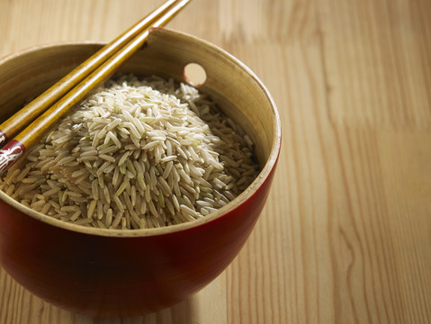 一碗糙米