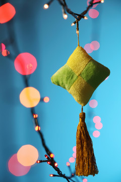 装饰项目-带追逐灯的ketupat