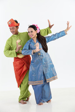 马来人与传统服装舞蹈全长