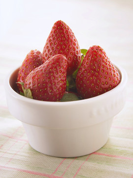 一碗草莓