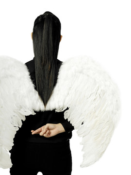 一位背着白色翅膀的神秘女士